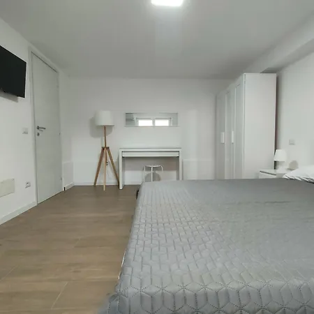 Apartament Toti *